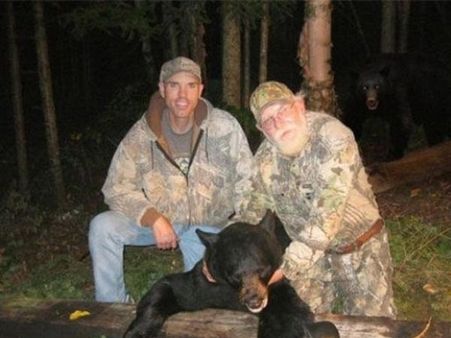 ৪. শিকারি হল শিকার: