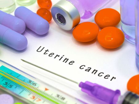 ৫. এন্ডোমেট্রিয়াল ক্যান্সারেও আক্রান্ত হতে পারেন: