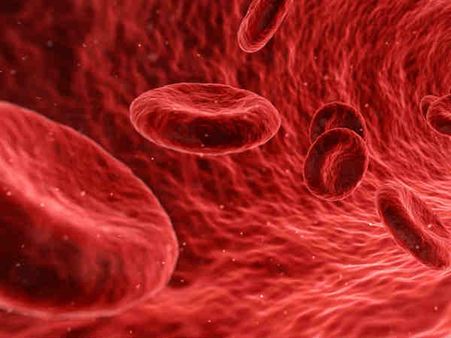 ২. রক্তে শর্করার মাত্রা বৃদ্ধি পায়: