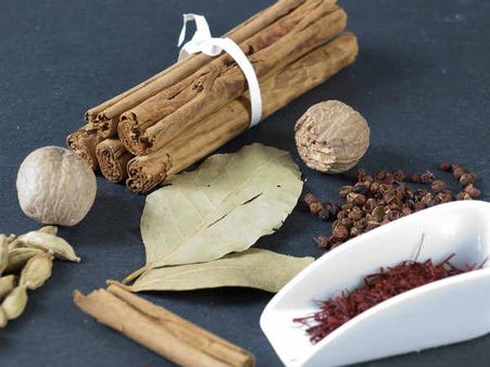 ১২. চিনির বদলে দারচিনি ব্যবহার করতে পারেন: