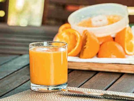 ৮. কমলালেবুর রস: