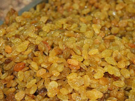 রক্তের অম্লতা নিয়ন্ত্রণ করে: