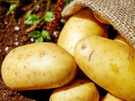 ৪. স্কার্ভি সারাতে সাহায্য করে: