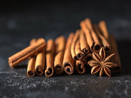 ৩. দারচিনি: