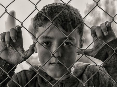 ৫.আচরণগত সমস্যা সৃষ্টি হয়: