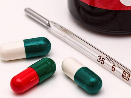 ৬. জ্বরের প্রকোপ কমায়: