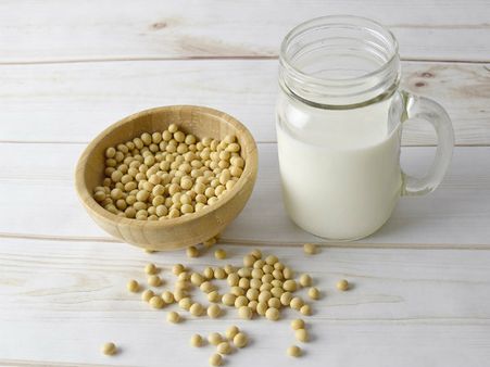 ৩. সয়াবিন: