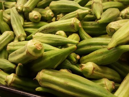 ২. ঢেঁড়স: