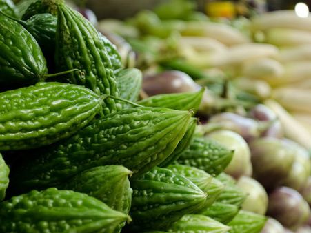 ২. করলার রস: