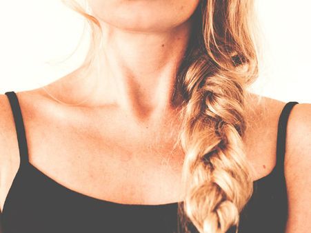 ৫। গলা এবং মুখের মাংসপেশি ভালো রাখে: 