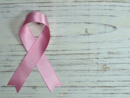 ১. স্কিন ক্যান্সারের প্রকোপ হ্রাস পায়: