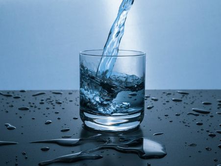 হালকা গরম জল