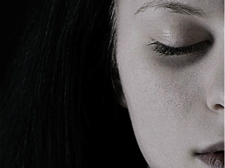 ৩. মানসিক অবসাদে আক্রান্ত হওয়ার ভয় থাকে: