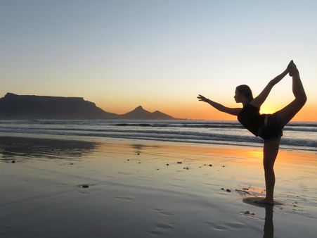 ৫.নিয়ম করে করতে হবে যোগাসন: