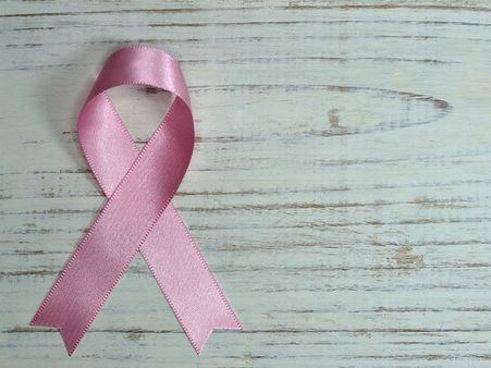 ৩. ক্যান্সার রোগ দূরে থাকে: