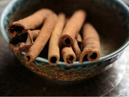 ১১. দারচিনি: