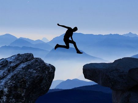 ৫. এনার্জি লেভেল কমতে শুরু করে: