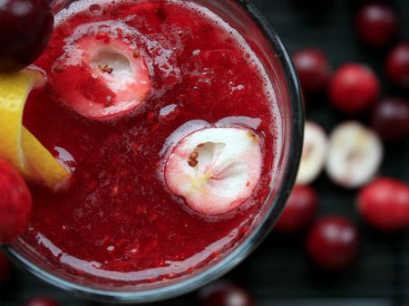 ২. ক্র্যানবেরি জুস: