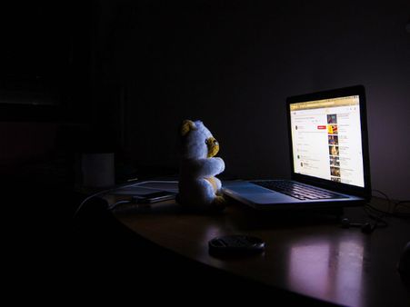 ৫. অনিদ্রা সমস্যা দূর করে: