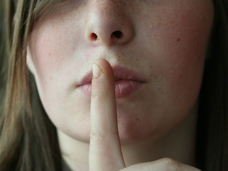 ১.মনসংযোগ বাড়ায়: