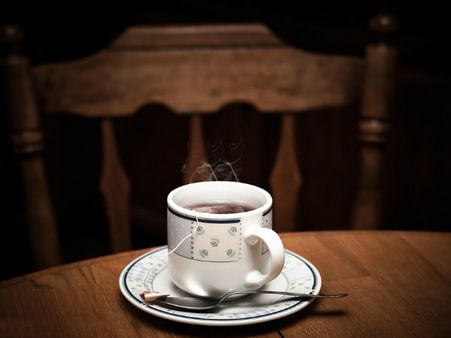 ৯. চা পান একেবারেই নয়: