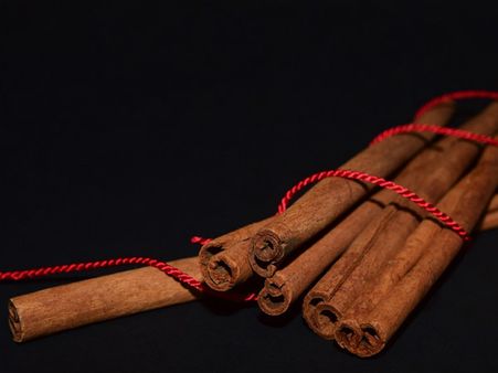 ২. দারচিনি: 