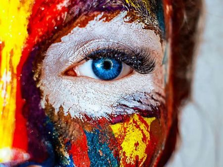 ৮. দৃষ্টিশক্তির উন্নতি ঘটে: