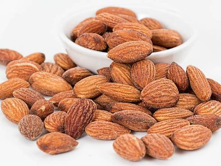 ৪. বাদাম: ৪. বাদাম: