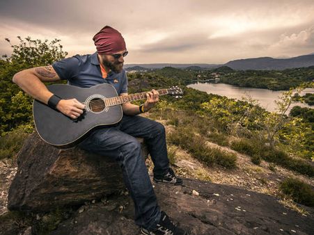 ২. যন্ত্রণা কমায়: