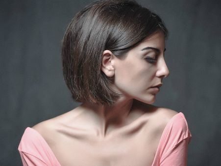 ৬. ডার্ক সার্কেল কমায়: ৬. ডার্ক সার্কেল কমায়: