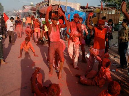 ২. দেবজি মাহারাজ মন্দির: