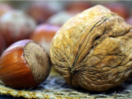 ৩.আখরোট: ৩.আখরোট: