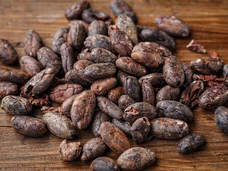 ৫. রক্তচাপ এবং ব্লাড সুগারকে নিয়ন্ত্রণে রাখে: ৫. রক্তচাপ এবং ব্লাড সুগারকে নিয়ন্ত্রণে রাখে: