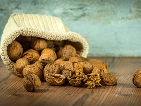 ৫. আখরোট: ৫. আখরোট: