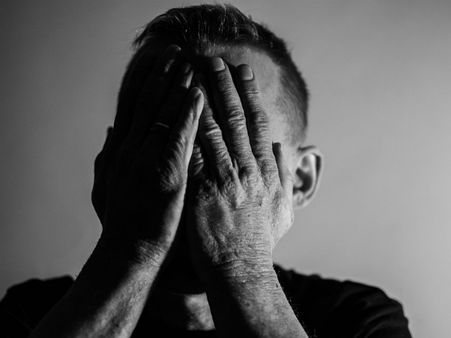 ২. স্ট্রেস এবং মানসিক চাপ কমায়: ২. স্ট্রেস এবং মানসিক চাপ কমায়: