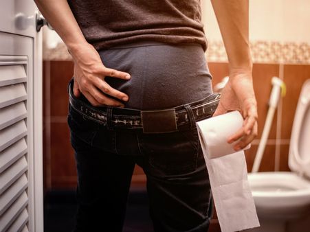 ৩. কনস্টিপেশনের প্রকোপ কমায়: