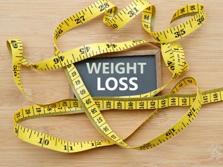 ৩. ওজন কমাতে সাহায্য করে: