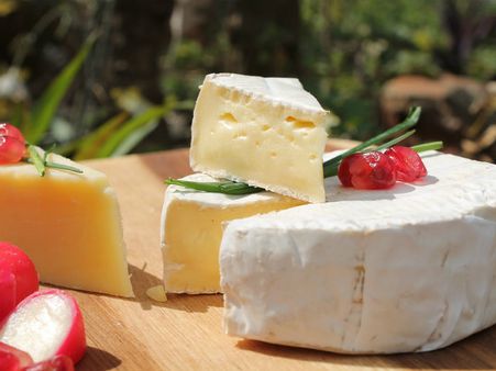 ৭. হজম শক্তির উন্নতি ঘটায়: ৭. হজম শক্তির উন্নতি ঘটায়: