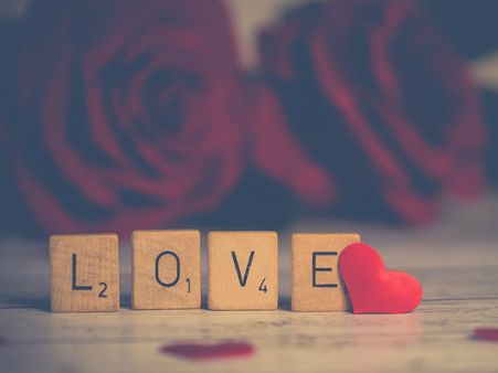 ১. ভাসবাসার সন্ধান পেতে হবে: