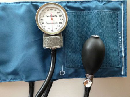 ৪. ব্লাড প্রেসারকে নিয়ন্ত্রণে রাখে: ৪. ব্লাড প্রেসারকে নিয়ন্ত্রণে রাখে: