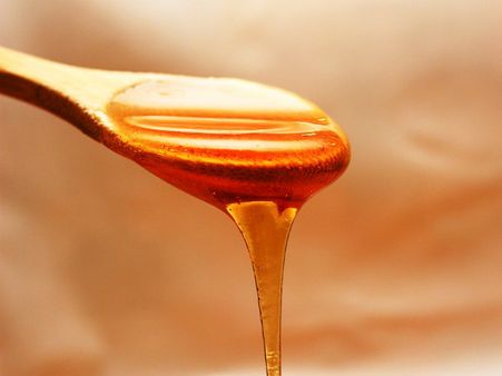 ৭. মধু ও পেঁয়াজের রস: ৭. মধু ও পেঁয়াজের রস: