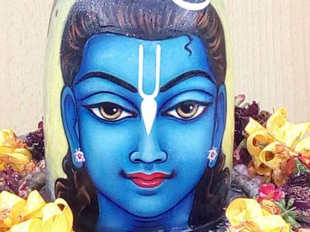 ২. পারিবারিক জীবন সুখময় হয়: