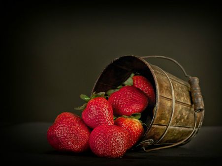 ৪. স্ট্রবেরি: