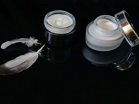 ৭. পেট্রোলিয়াম জেলি: