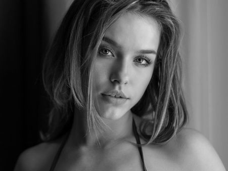 ৯. নানাবিধ ত্বকের রোগকে দূরে রাখে: