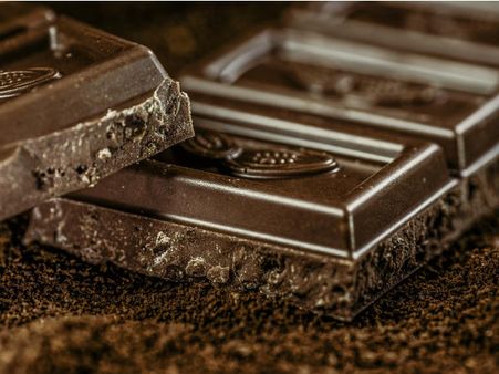 ৩. ত্বকের অন্দরে পুষ্টির ঘাটতি দূর হয়: