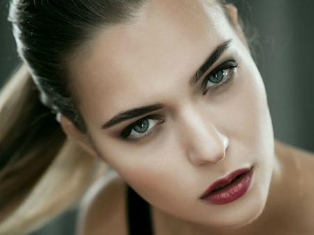 ৩. ত্বকের সৌন্দর্য বাড়ায়: 