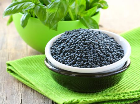 ৪. কালো উরাদ ডাল: