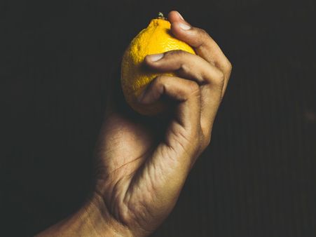 ৪. ত্বককে পরিষ্কার রাখে: