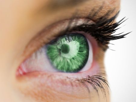 ৪. দৃষ্টিশক্তির উন্নতি ঘটে: